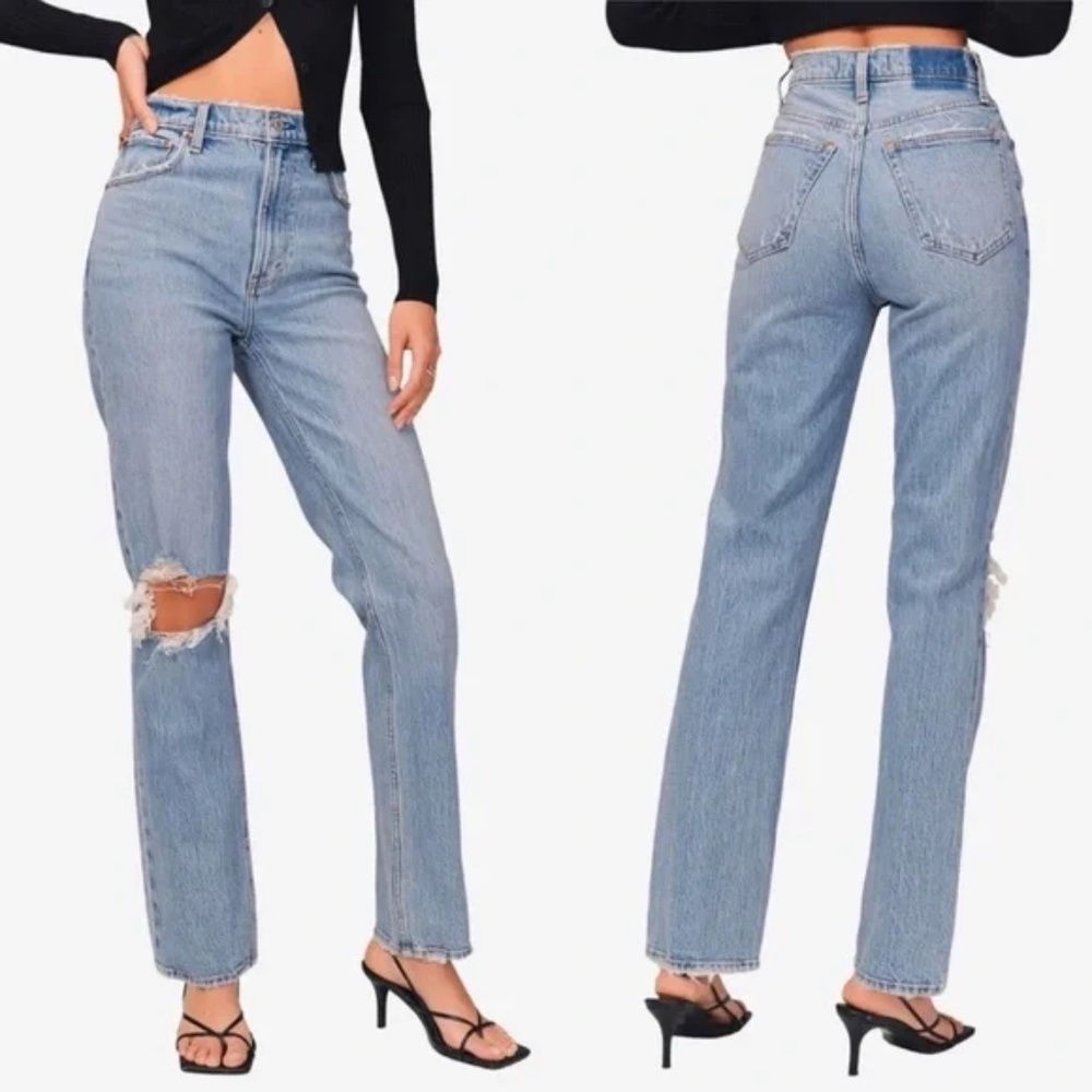 Abercrombie & Fitch The 90's Straight Ultra High Rise Distressed Jeans 27